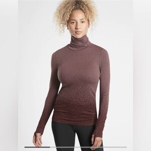 Athleta Flurry Blizzard Gradient Turtleneck Top Coffee Baselayer XS